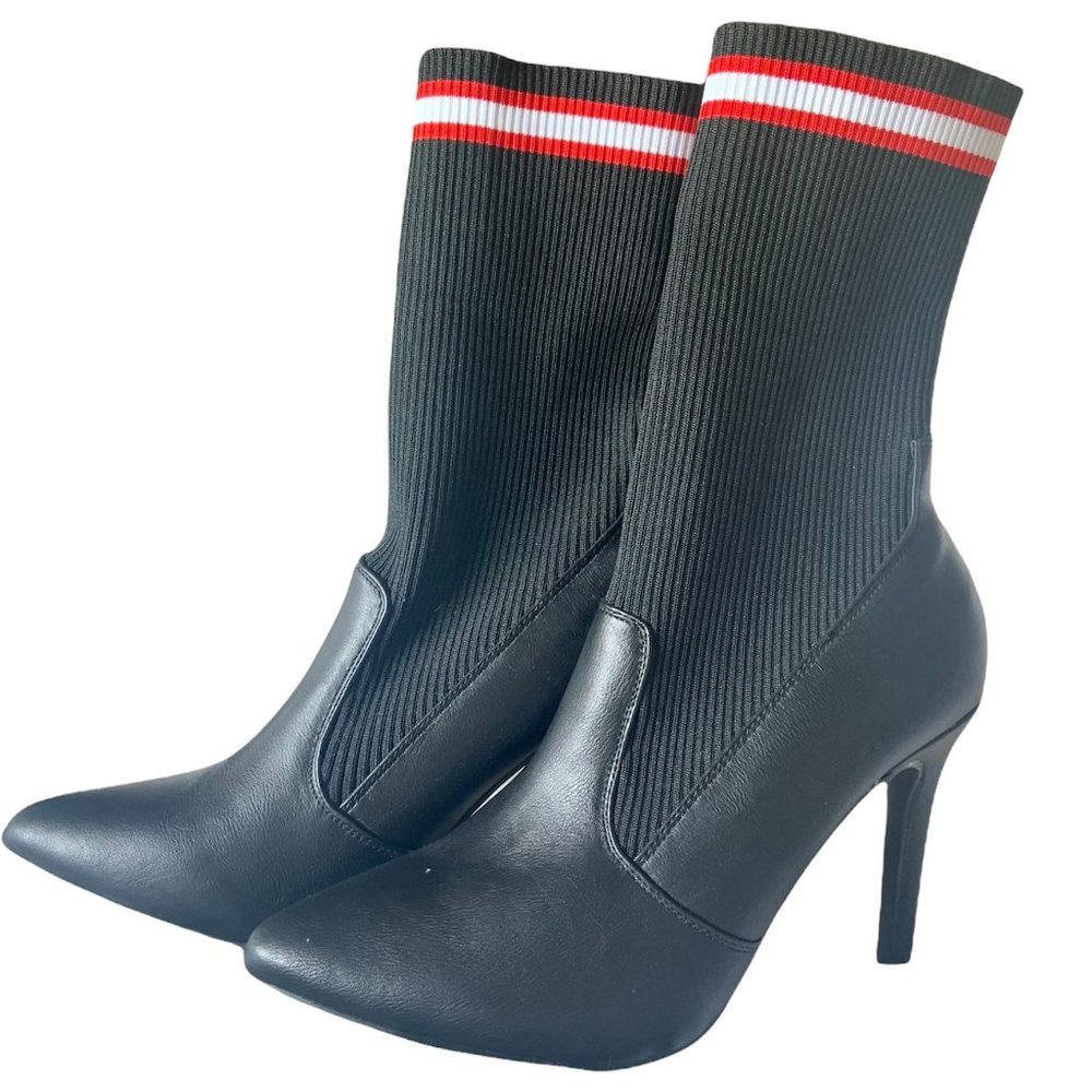 Rouge Helium Boots